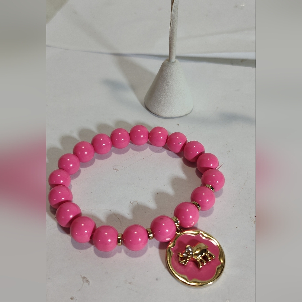 Crown And Ivy Stretch Beaded Bracelet with Gold Charm NWOT